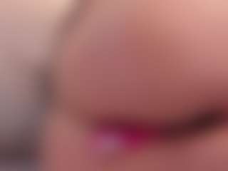 sara-bonneth's Live Sex Cam Show