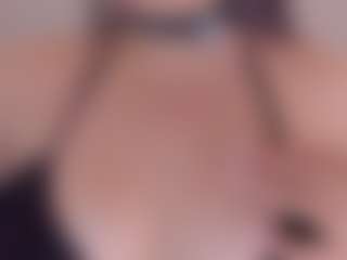 sara-bonneth's Live Sex Cam Show