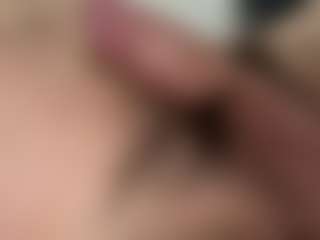 zHlagro2828ys Live-Sex-Cam-Show