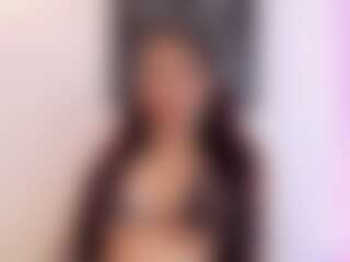 Sara Queen's Live Sex Cam Show