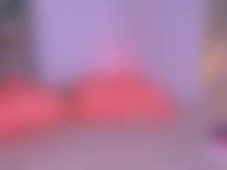 Live cam show with DaddysWendy - Petite on CamClone