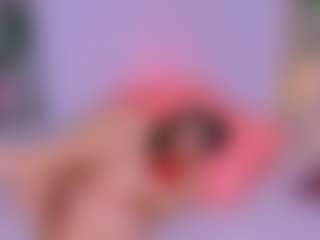 Live cam show with DaddysWendy - Bedroom on StripNow