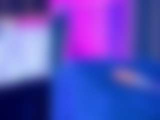 Live cam show with NathaxaLeans - Green Eyes on Camsoda
