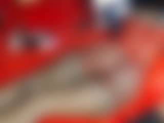 Live cam show with Kassyrain - Black Petite on LiveSexCams6