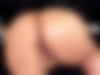 Live cam show with Vicky - Solo on Nude Live Now