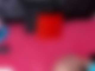 Live cam show with doll-ssquirts - Thin on Camsoda