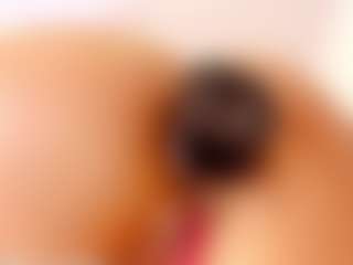 doll-ssquirts's Live Sex Cam Show