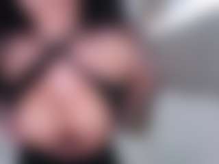 jessebella MILF webcam performer live streaming