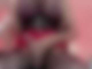 Live cam show with Andie Baker Monroe - Orgasm on Uber Horny