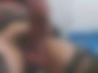 ESMERALDA-TS-BIG's Live Sex Cam Show