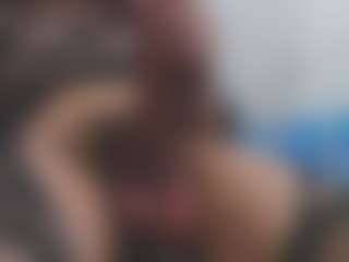 ESMERALDA-TS-BIG's Live Sex Cam Show