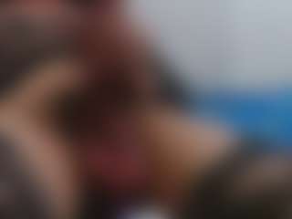 ESMERALDA-TS-BIG's Live Sex Cam Show