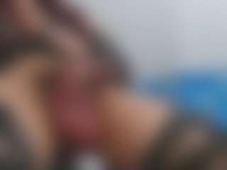 ESMERALDA-TS-BIG's Live Sex Cam Show