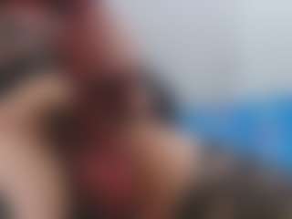 Live cam show with ESMERALDA-TS-BIG - Tease on Soda Cam