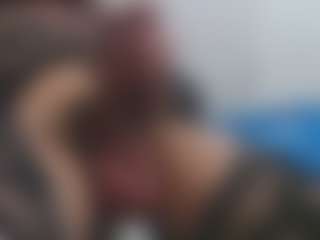 ESMERALDA-TS-BIG's Live Sex Cam Show