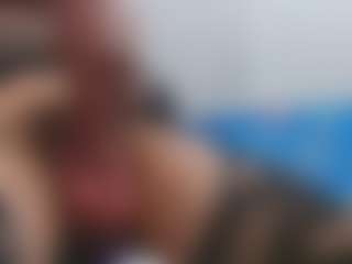 ESMERALDA-TS-BIG's Live Sex Cam Show