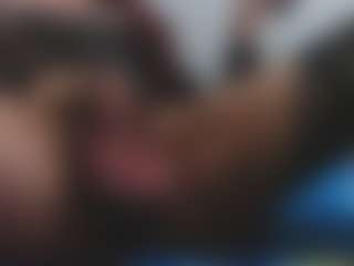 ESMERALDA-TS-BIG's Live Sex Cam Show