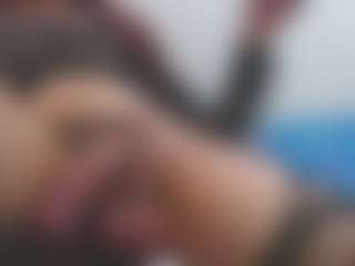 ESMERALDA-TS-BIG's Live Sex Cam Show