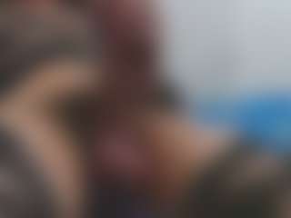 ESMERALDA-TS-BIG's Live Sex Cam Show