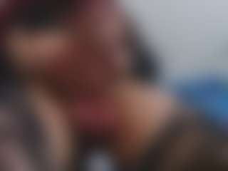 ESMERALDA-TS-BIG's Live Sex Cam Show
