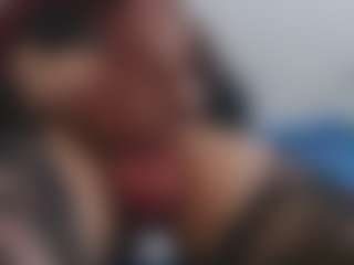 ESMERALDA-TS-BIG's Live Sex Cam Show