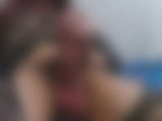 Live cam show with ESMERALDA-TS-BIG - Green Eyes on instabang