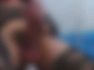 ESMERALDA-TS-BIG's Live Sex Cam Show