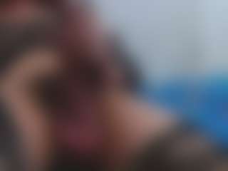 ESMERALDA-TS-BIG's Live Sex Cam Show