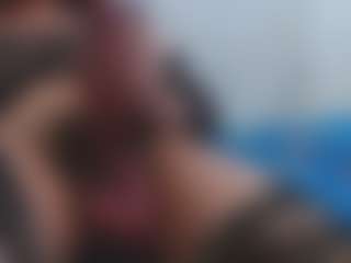 ESMERALDA-TS-BIG's Live Sex Cam Show