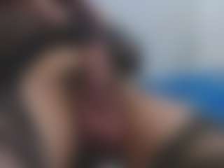 ESMERALDA-TS-BIG's Live Sex Cam Show