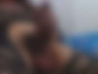 Live cam show with ESMERALDA-TS-BIG - Average on infinitiblacc.com