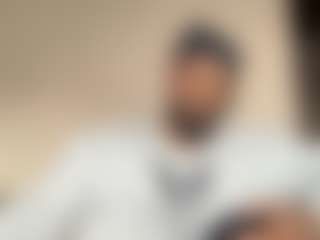 Live cam show with KingTGC - Black Hair on Camiplay Live