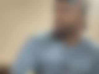 Live cam show with KingTGC - Muscular on Camsoda