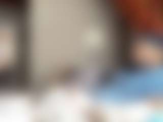 Live cam show with KingTGC - Living Room on Livezox