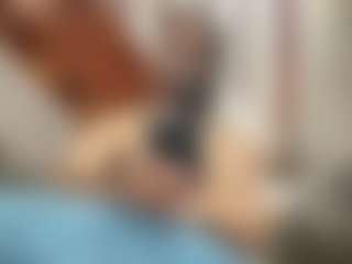 Live cam show with KingTGC - Blowjob on UwU Esports