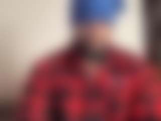 Live cam show with KingTGC - Bedroom on googirlz