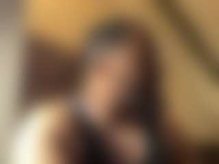 Live cam show with KingTGC - Living Room on livesuperchat.net