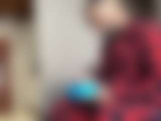 Live cam show with KingTGC - Bedroom on Camsoda