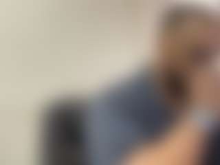 Live cam show with KingTGC - Muscular on Camsoda