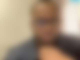 Live cam show with KingTGC - Muscular on Camsoda