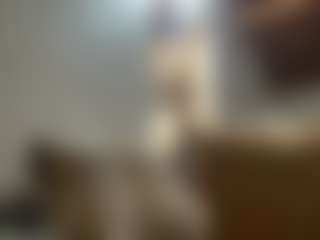 Live cam show with KingTGC - Living Room on Camsoda