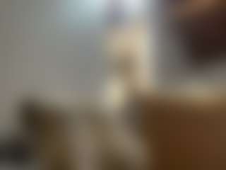 Live cam show with KingTGC - Living Room on Camsoda