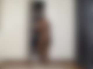 Live cam show with KingTGC - Living Room on Camsoda