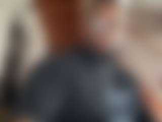 Live cam show with KingTGC - Living Room on x69.live