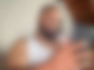 Live cam show with KingTGC - Muscular on Free Soda