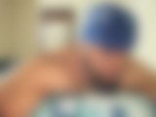 Live cam show with KingTGC - Muscular on Streamer API