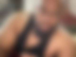 Live cam show with KingTGC - Muscular on sexytreat.net