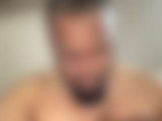 Live cam show with KingTGC - Living Room on Milf Play