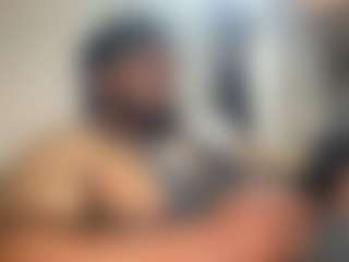Live cam show with KingTGC - Orgasm on AdultVida.com