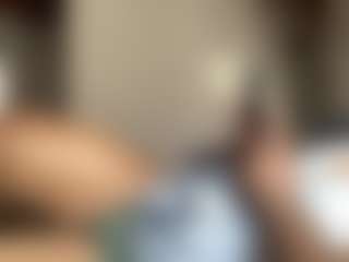 Live cam show with KingTGC - Tease on Camsoda